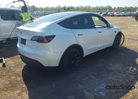 2023 Tesla Model Y Awd/Long Range Dual Motor All-Wheel Drive из США, поврежденный, VIN 7SAYGDEE4PA070722